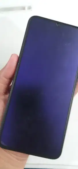 Handphone redmi 9 c Warna hitam memori 4/64 semen bagus