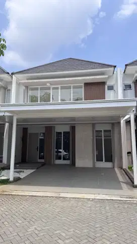 Di sewakan Rumah cakep di Cluster Nara village  gading serpong