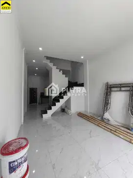 DIJUAL TOWN HOUSE DI KOMPLEK NAUTILIUS