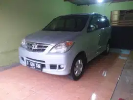 Toyota Avanza 2011 Bensin