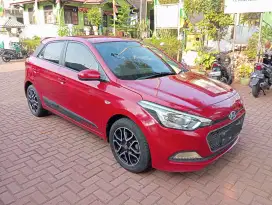 HYUNDAI i20 HATCHBACK GL - 1.4 AT 2017, MERAH METALIK
