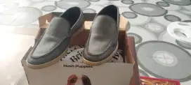 Sepatu suade loafers