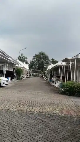 Dijual cepat rumah dekat Unimus di Cluster Gaia Kedungmundu Tembalang