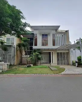 Rumah Long Beach Pakuwon City MINIMALIS SIAP HUNI