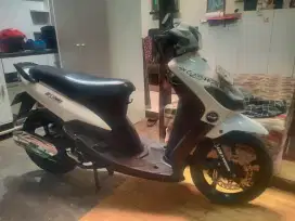 Mio smile/garnis thn 2011