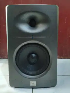 Speaker JBL LSR 2300/2325P Speaker Studio Monitor