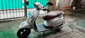 Green tech motor listrik