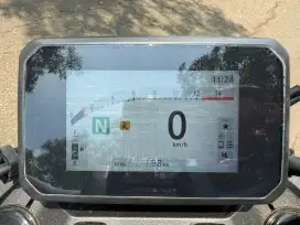 Cash all new Eclutch CB650R 2025 gress odo 100 km