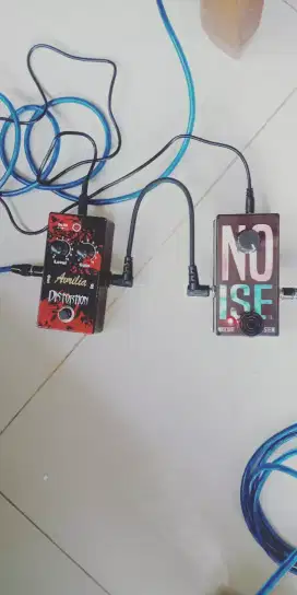Di jual efek gitar distorsi dan noise gate