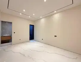 Rumah Baru Gress Mewah, Dekat Galaxy, Strategis di Surabaya