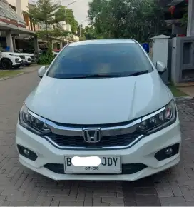 Honda city 2018 a/t putih