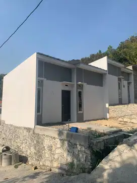 DIJUAL RUMAH MURAH HANYA 240JT