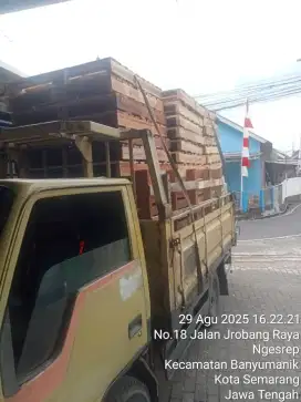 Palet kayu lokal 115 cm