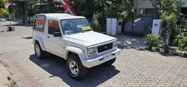 Rocky Independen 4x4 th 2004 Asli Putih original, Antik spt baru!!!