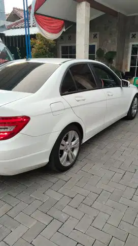 Mercedes-Benz C200 2013 Bensin