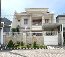 Rumah mewah Siap Huni 2 lantai di Kertajaya Indah Surabaya