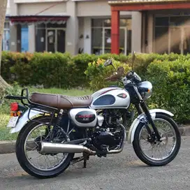 KM 9K AJA! KAWASAKI W175 SE SILVER 2022 PAJAK PANJANG KAYAK BARU
