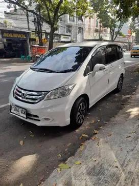 Honda Freed 2010 Bensin