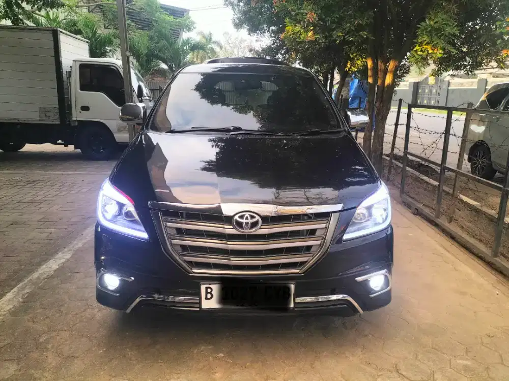 TOYOTA INOVA G 2.0 MATIC 2012