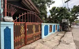 Dijual Rumah 1 Lantai Luas 300m2, 3 Kamar Tidur, Bekasi Timur