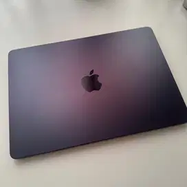 Second Macbook Air 13 inch 256GB Midnight Blue