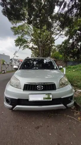 TOYOTA RUSH TRD SPORTIVO 1.5S TRD BENSIN AT TAHUN 2014