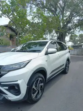 Toyota Rush 2022 GR masih mulus jarang pakai