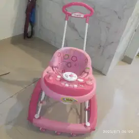 Dijual Baby Walker,murah aja guyys !