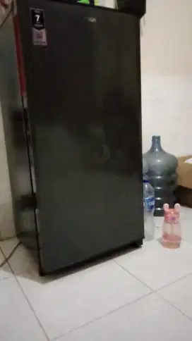 Kulkas jual cepat