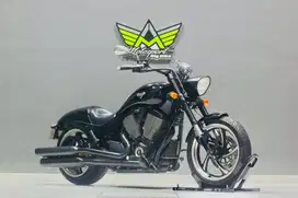 Victory hammer 1750 like new BMW Ultra Classic triumph