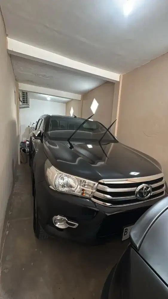 Hilux 2.4 G solar