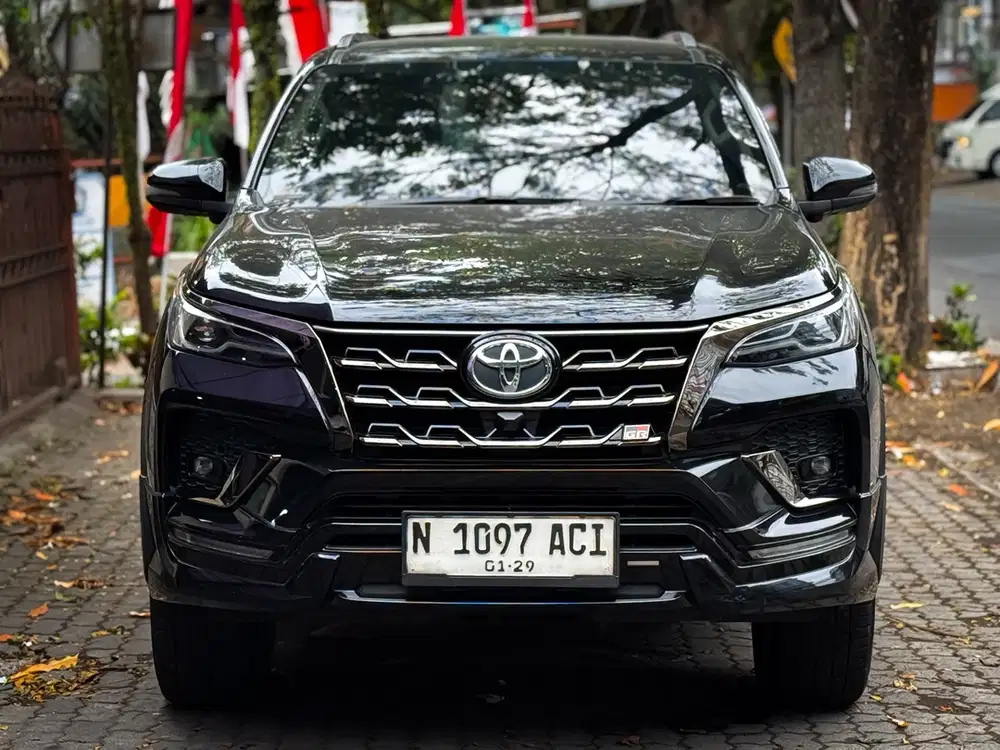 Toyota Fortuner VRZ GR Sport 4X2 AT 2023