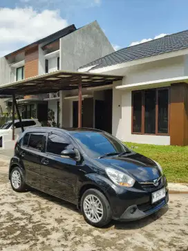 Daihatsu Sirion Deluxe A/T 2014