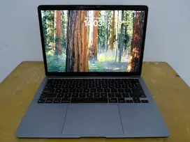 Macbook Air 13 inch Chip Apple M1 256GB
