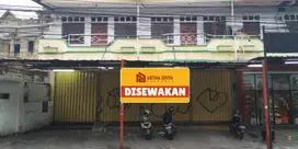 Di Sewakan Ruko Gandeng di Duren Sawit Jakarta Timur BKT