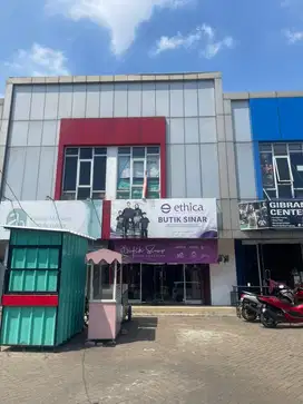 Di Sewakan Ruko 2 Lantai di Grand Batavia