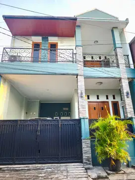 Jual Rumah Tingkat di Harapan Indah Bekasi (C0679)