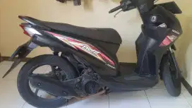 Dijual cepat honda beat fi 2014 surat lenkap pajak panjang tangan prtm
