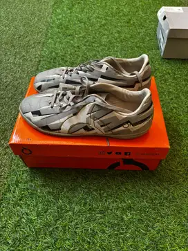 Sepatu Futsal Ortuseight