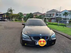 BMW 532i AT 2500cc Hitam tahun 2005