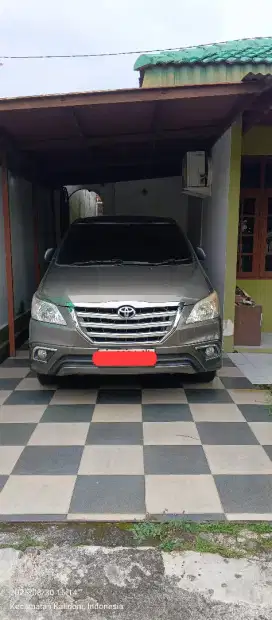 dijual INNOVA BENSIN tipe V at
