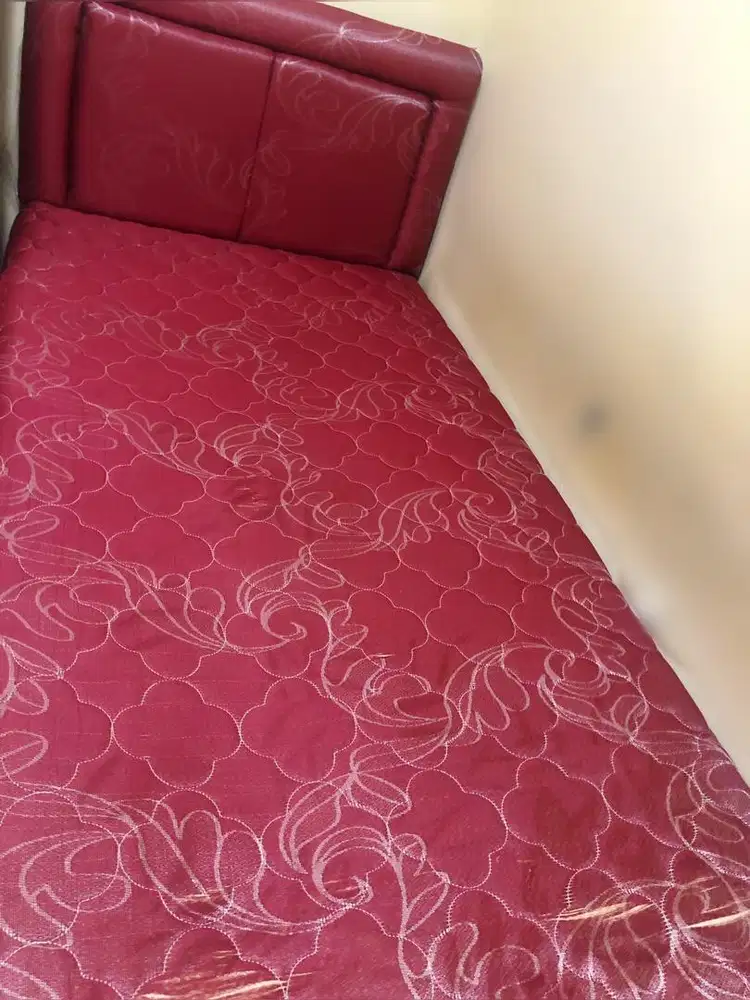 Kasur dan divan Musterring Symphony 100x200 Bekas