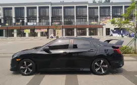 PROMO CIVIC E/S SEDAN 2018 KM.LOW DP  25
