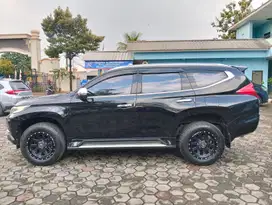 Pajero sport Dakar 4x2 tahun 2016