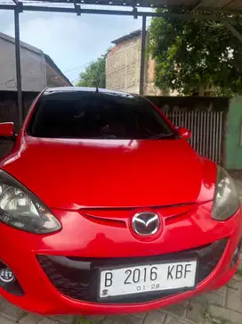 Mazda 2 merah mesin halus baru ganti oli