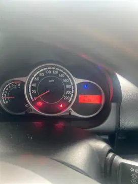 Mazda 2 merah mesin halus baru ganti oli
