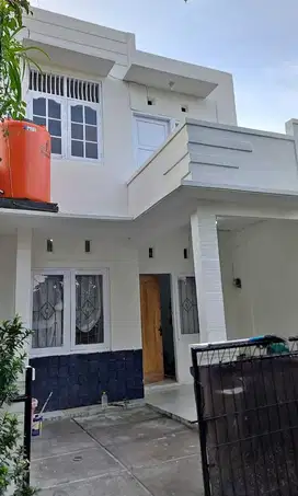 Jual Rumah 1,5 Lantai Lokasi Beringin Ngaliyan Semarang