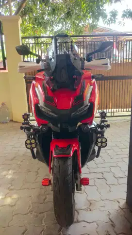 Dicari penerus owner motor kesayangan Honda Adv 150