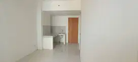 Disewakan Unit Apartemen Puncak CBD Lantai 10 tipe 2BR.