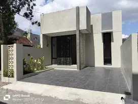 Rumah cantik dekat stadion Maguwoharjo